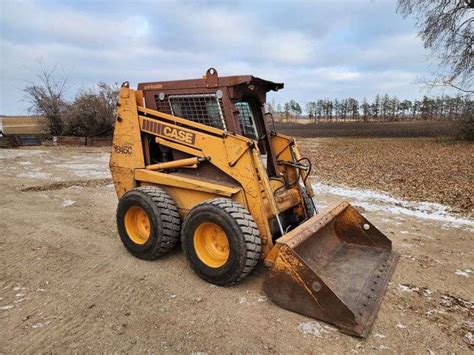 case skid steer bucket removal|case1845 bucket cutting edge.